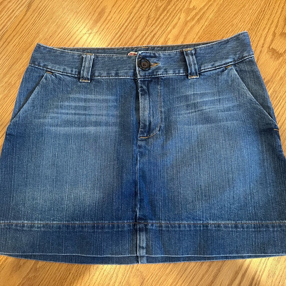 Gap Denim Mini Skirt women’s size 8